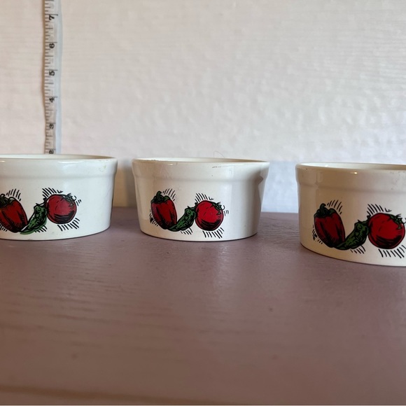 Set of 90s bell pepper ramekins - Picture 5 of 5